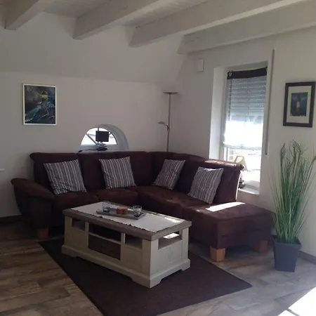 House Little Maddi Comfortable Vacation Несмерзиль